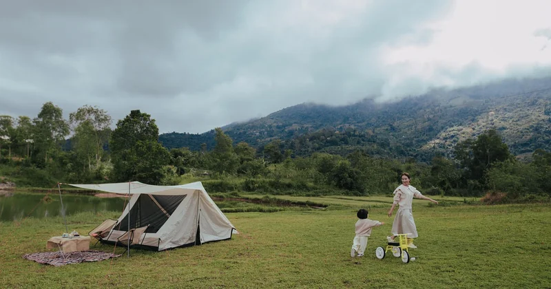 Installer le campement en sécurité avec des enfants